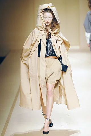 Look 16